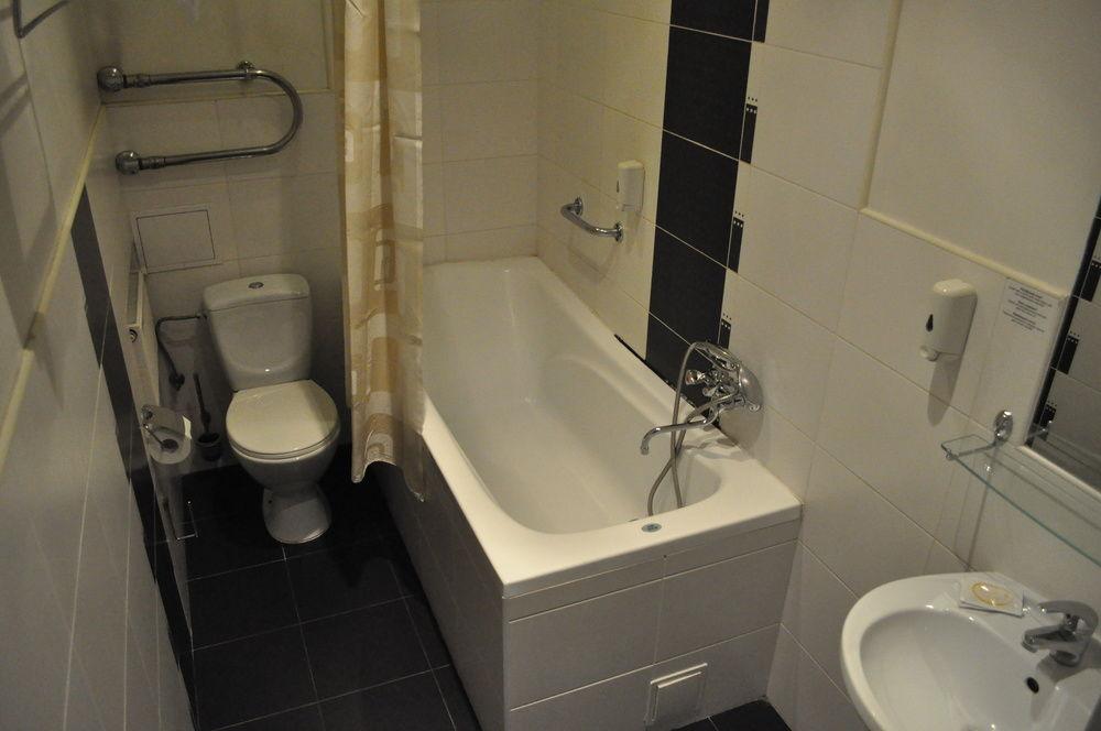 Hotel Albatross รีกา ภายนอก รูปภาพ