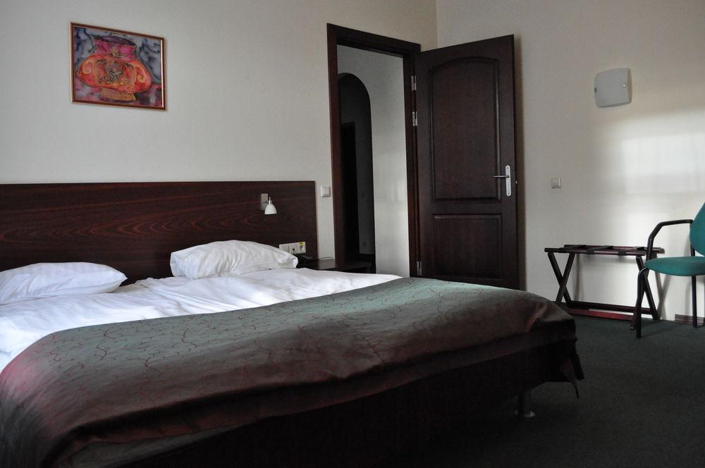 Hotel Albatross รีกา ภายนอก รูปภาพ